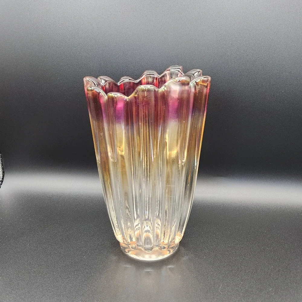 Vintage Beautiful Iridescent Federal Glass Vase - Picture 3 of 7
